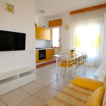 Rif. B12 - Delfino 2 Apartment *